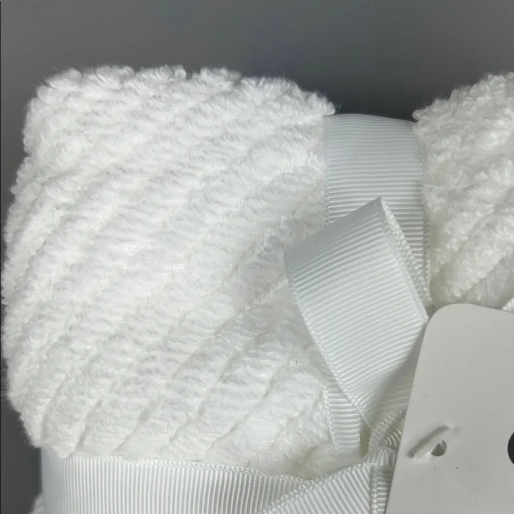 Quick Dry White Washcloths 100% Zero Twist Cotton Textured 6 Piece Set NEW